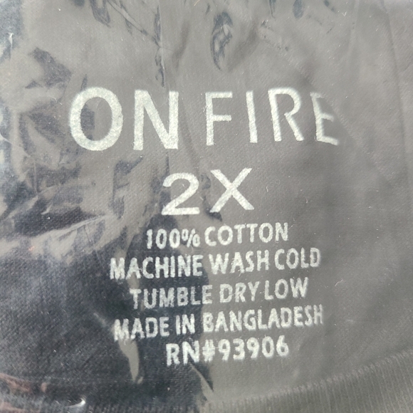 NEW ON Fire Black Fringe Tee "Good Vibes Only Be Happy" Flowers Print SZ 2X NWT - Picture 7 of 7